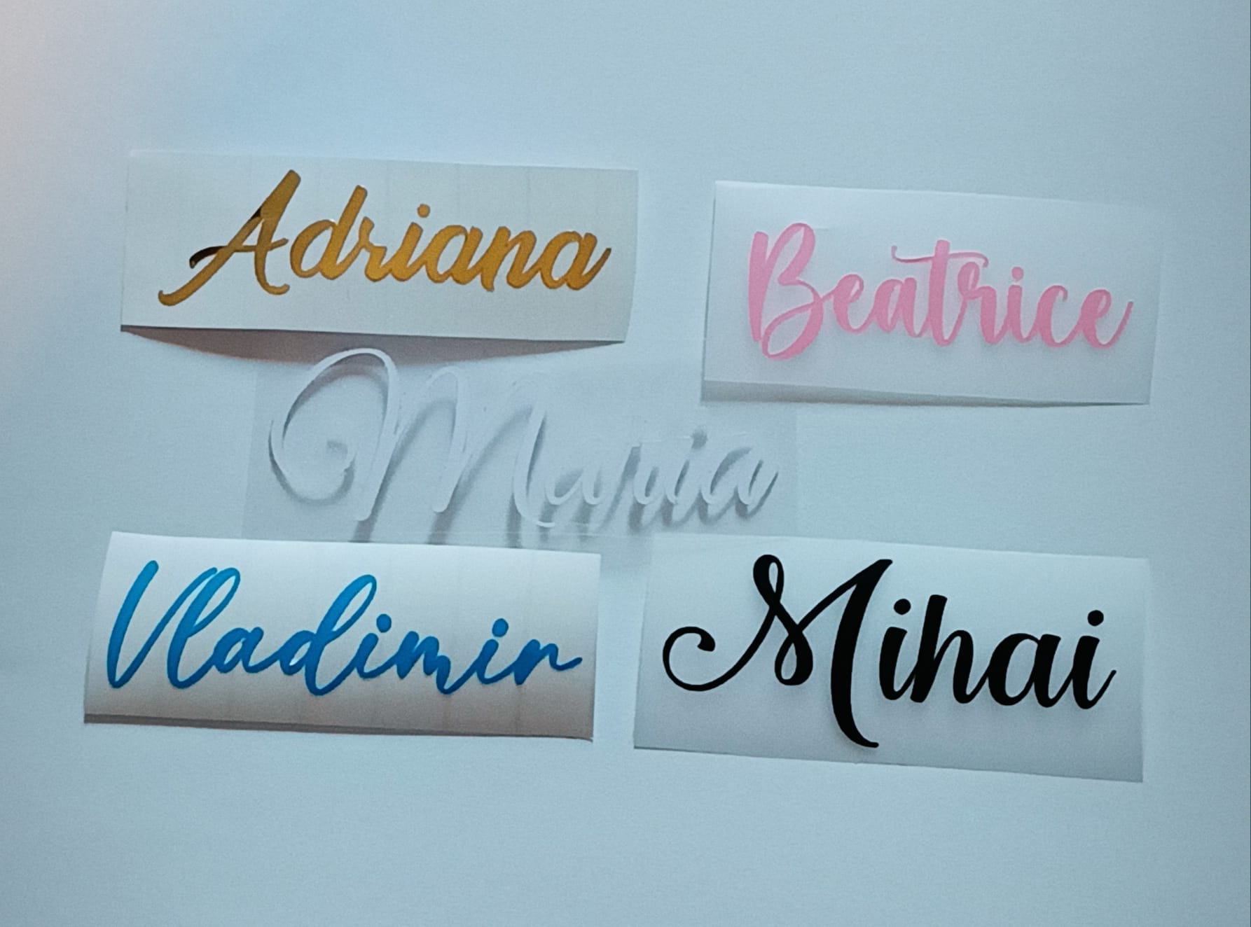 Sticker din vinil cu nume personalizat